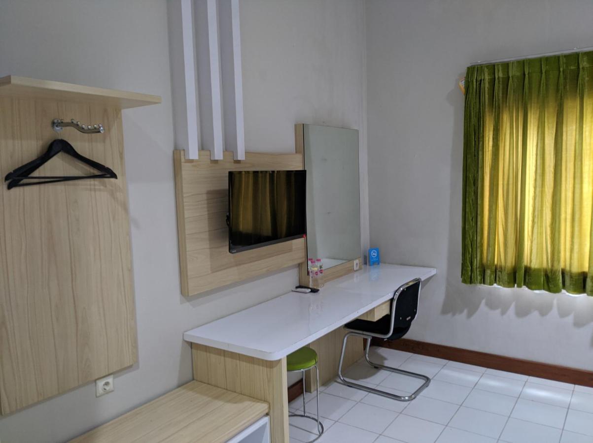 Twin Star Hotel Surakarta  Luaran gambar
