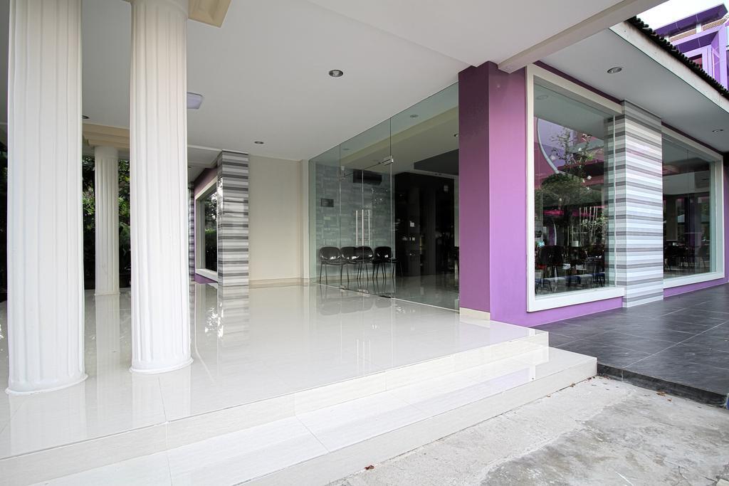 Twin Star Hotel Surakarta  Luaran gambar