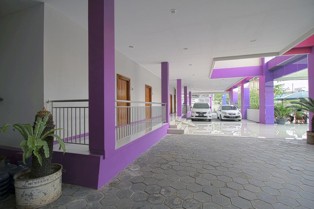Twin Star Hotel Surakarta  Luaran gambar